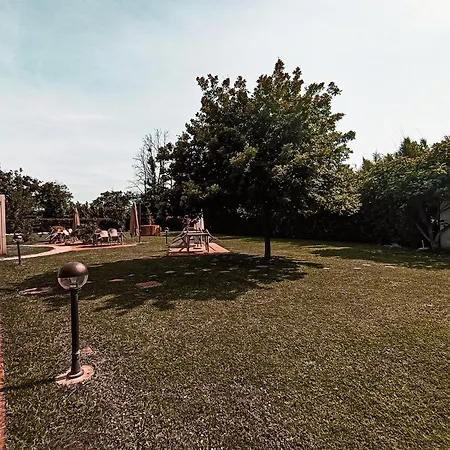 Il Casale Di David Bed & Breakfast 4*